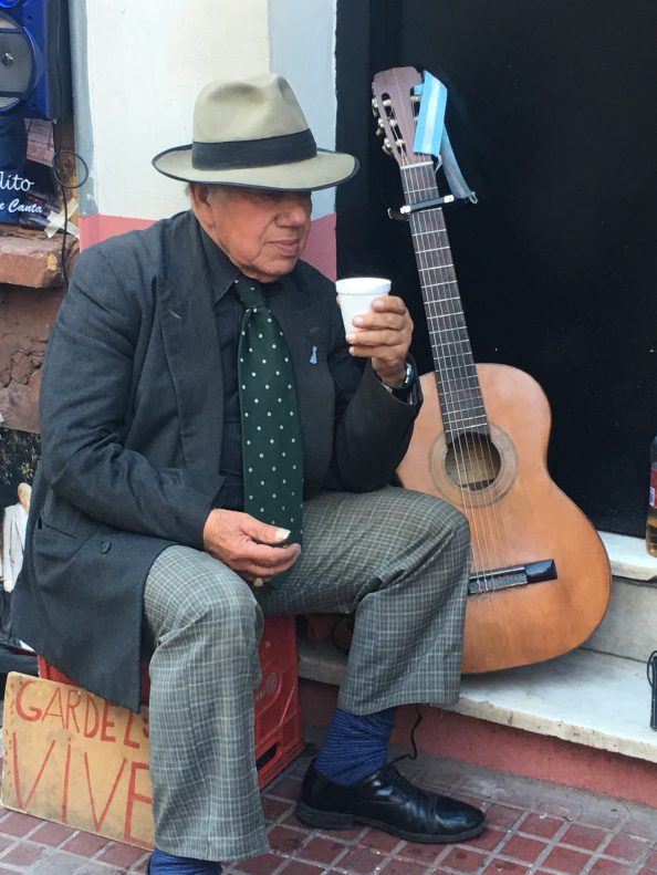 calle guitar man